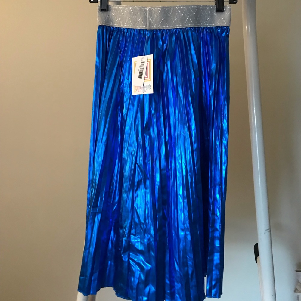 NWT LuLaRoe metallic blue Jill skirt XS